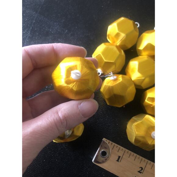 Vtg Satin Sheen Christmas Tree Mini Bulbs Ornaments Mustard Unique Shape Set 8 - Picture 9 of 10